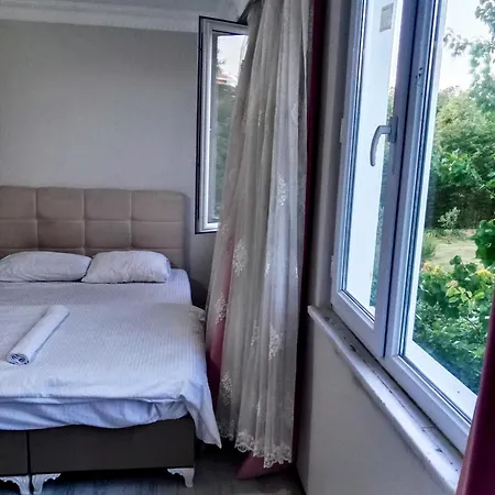 Bed & Breakfast Located In The Forest, 6 Minutes Away From Istanbul Airport Arnavutkoy