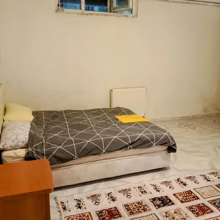 Located In The Forest, 6 Minutes Away From Istanbul Airport *