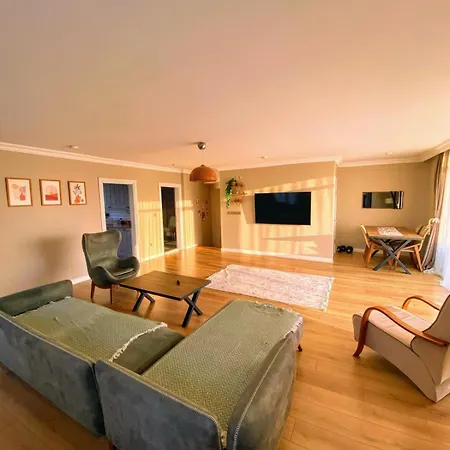 Bed & Breakfast Located In The Forest, 6 Minutes Away From Istanbul Airport