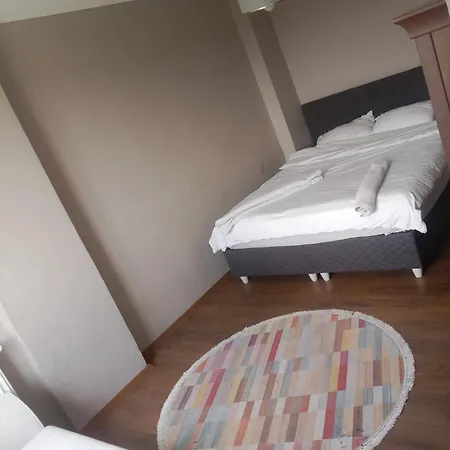 Ahmet Teacher's Villa, 6 Minutes From The Airport * Arnavutkoy